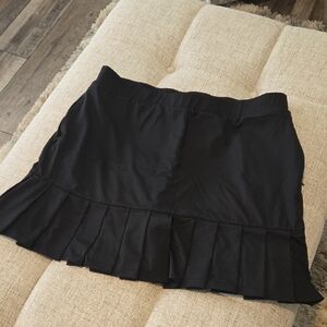 LuLu-B Black Pleated Skort